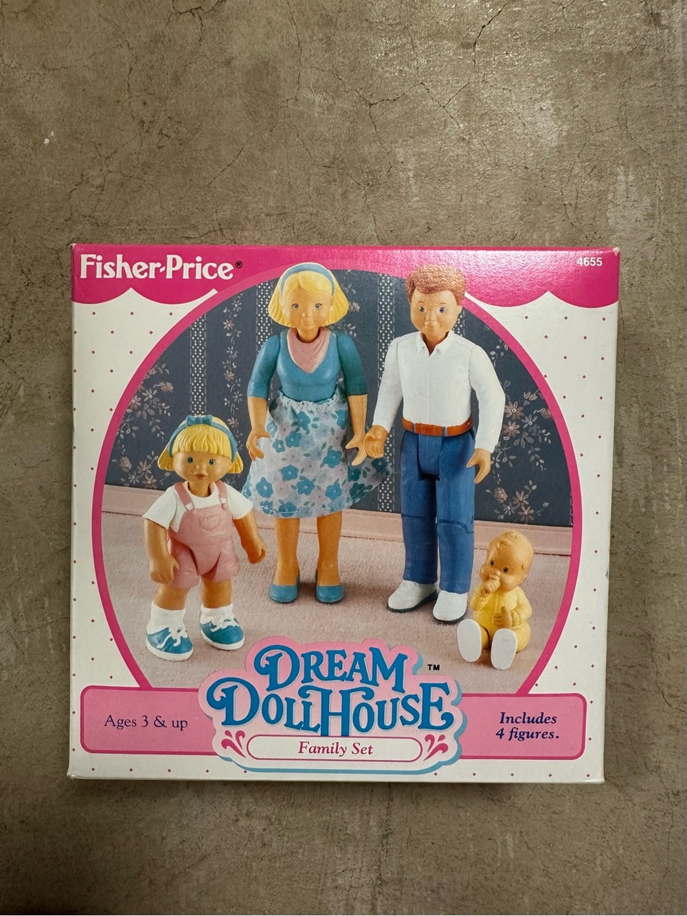 New In Box Fischer Price Loving Family Dream Doll House family